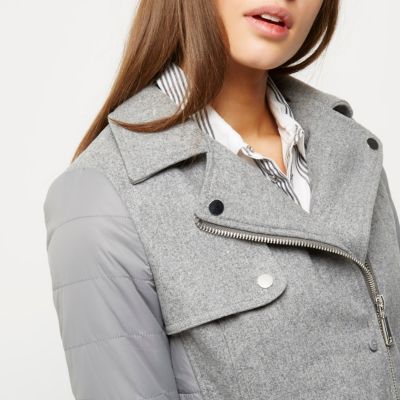 Grey faux fur collar puffer back jacket